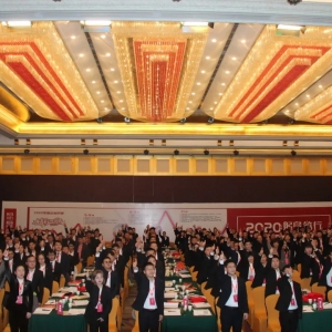 ��Ӣ�R�ۣ�2021��Ý����д������